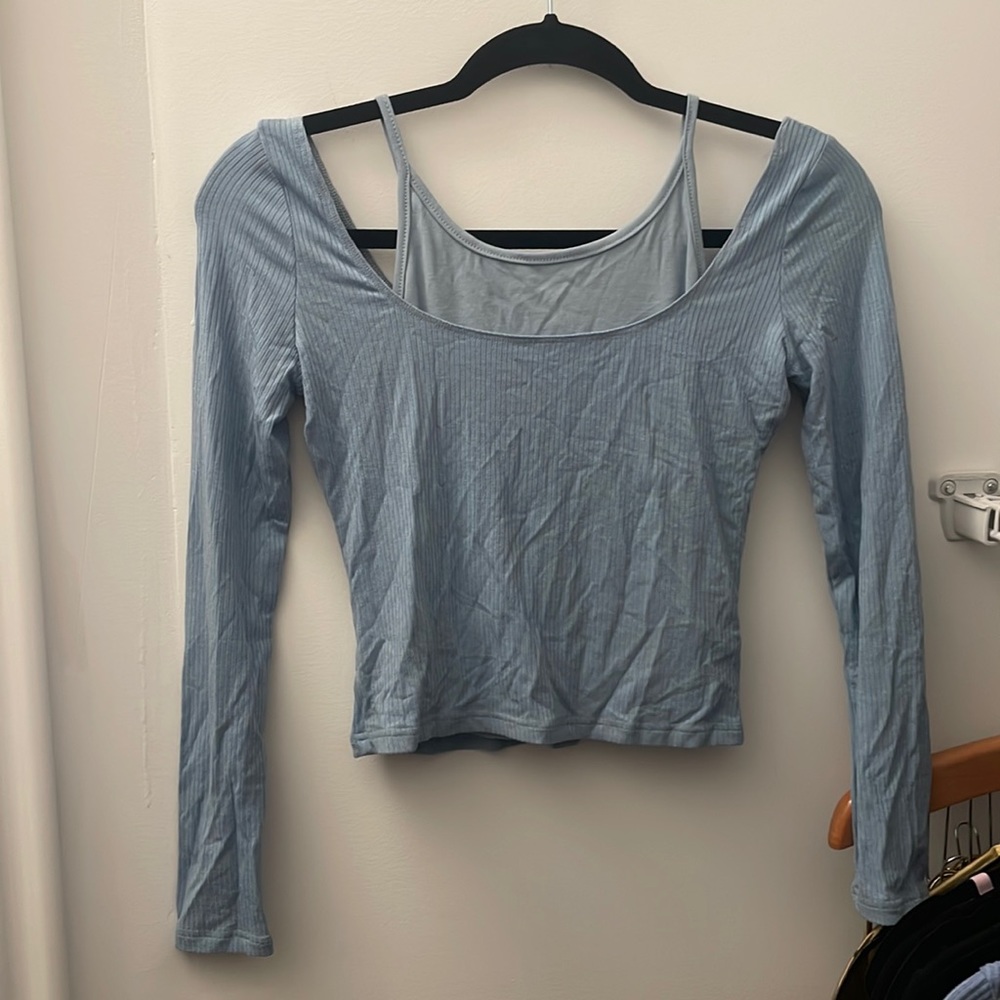Blue crop top